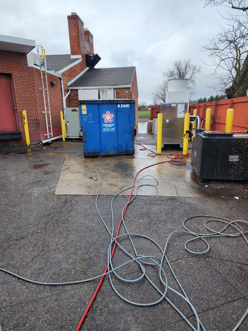 Milford Ohio Dumpster Pad Cleaning