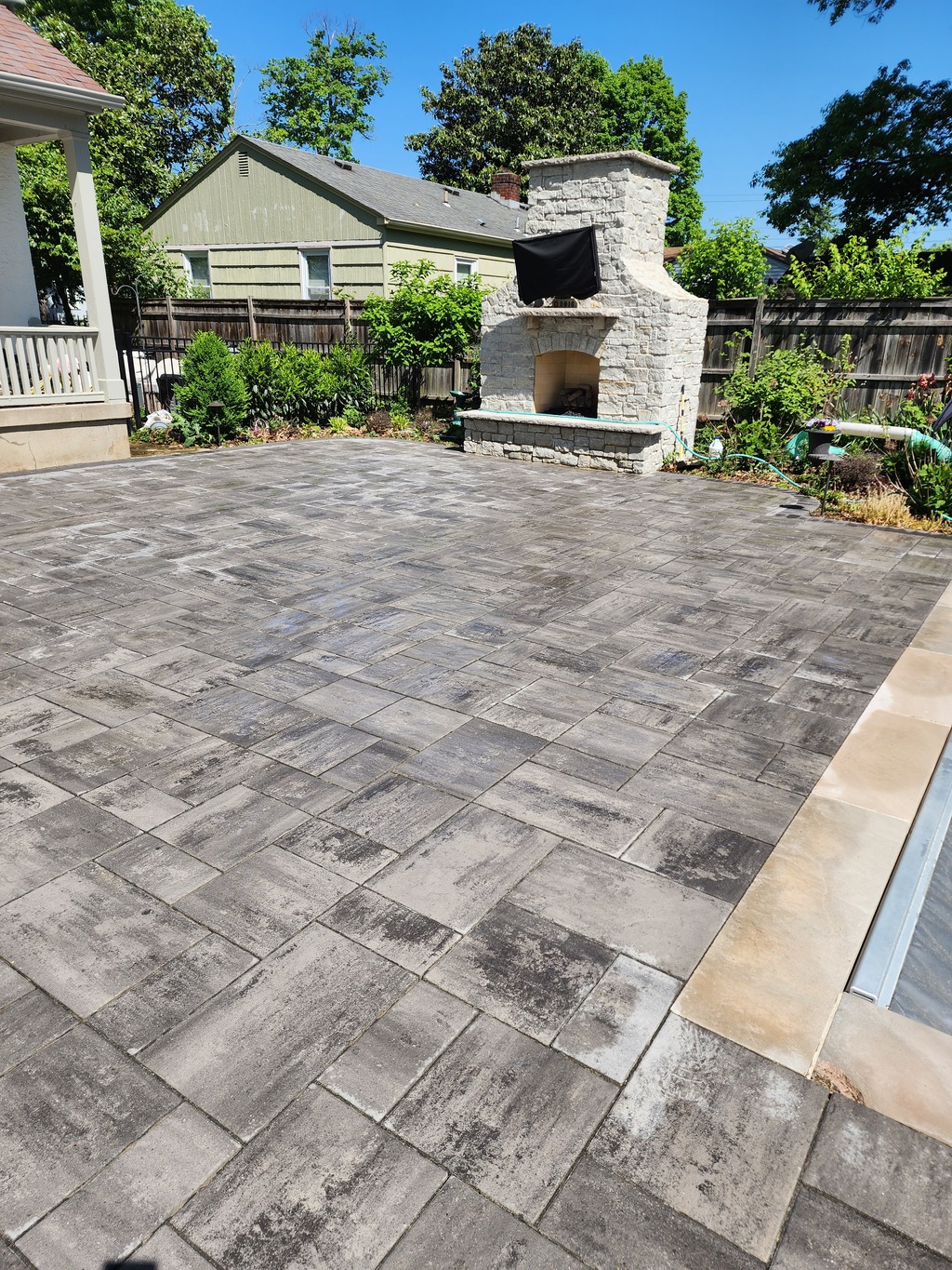 Patio paver cleaning in Oakley Ohio