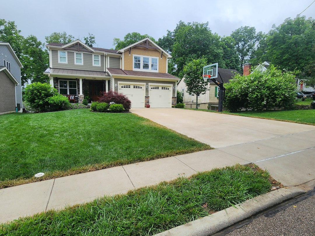 Professional House Washing, Driveway Washing: Madeira Ohio
