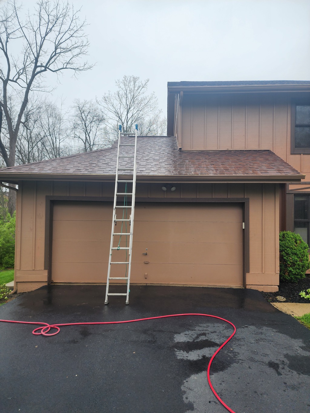 Roof Cleaning in Loveland Ohio