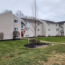 Top-Quality-Apartment-Washing-in-Cincinnati-Ohio-Softwashing 0