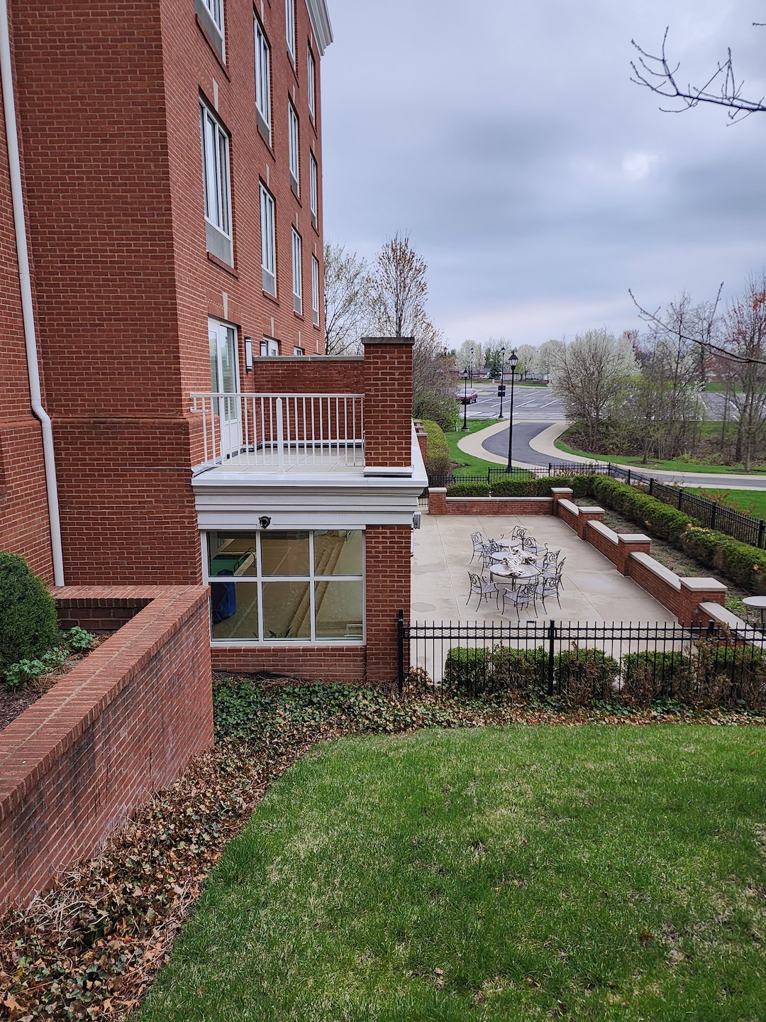 Top Quality Commercial Building Washing in Mason Ohio: Weathered Woof Xterior Cleaning, LLC