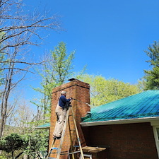 Top-Quality-Roof-Cleaning-in-Hillsboro-Ohio 0